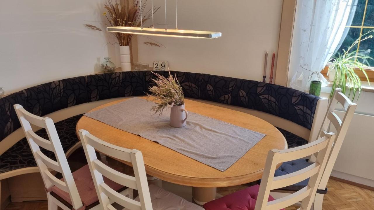 Fridas Place - Der Blick Ueber Ganz Villach - 160 M2 Ferienoase - Ganzes Haus Bis Zu 8 Personen Extérieur photo