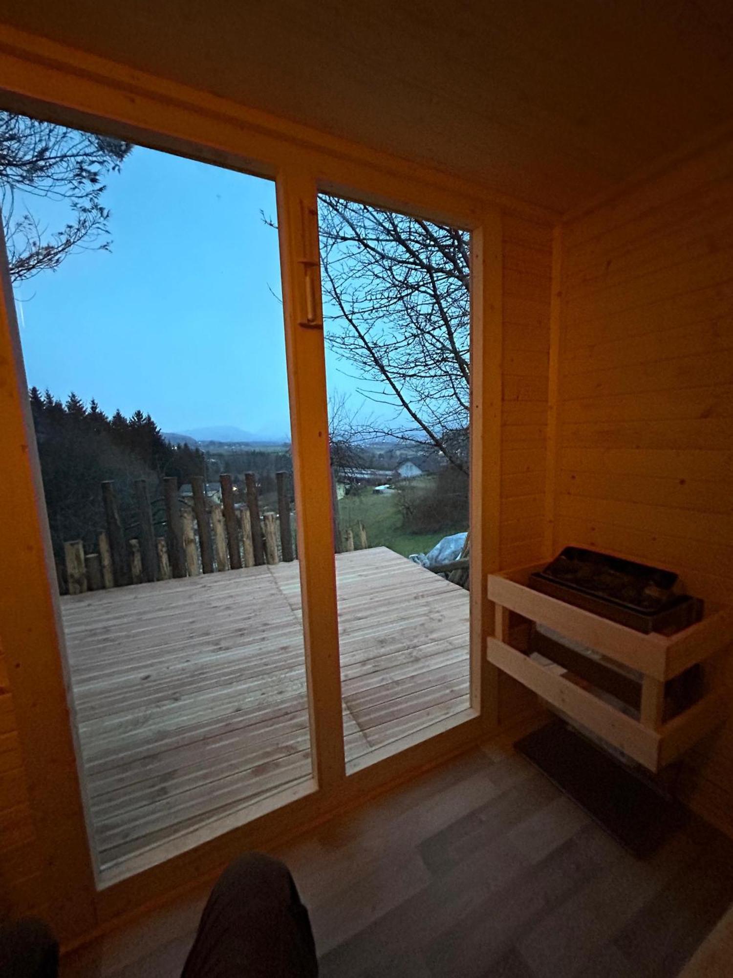 Fridas Place - Der Blick Ueber Ganz Villach - 160 M2 Ferienoase - Ganzes Haus Bis Zu 8 Personen Extérieur photo